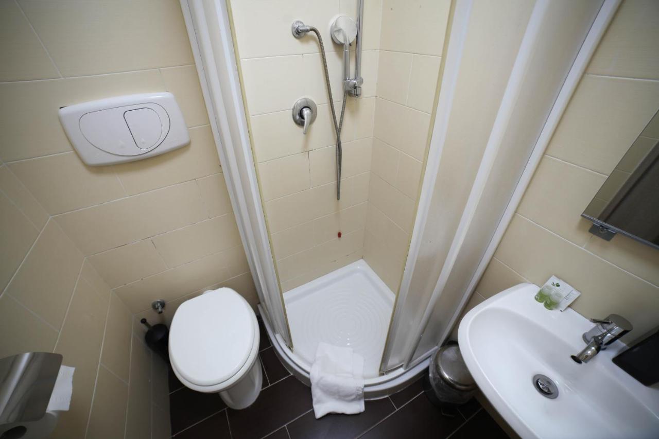 Kaydee Guesthouse Rome Luaran gambar