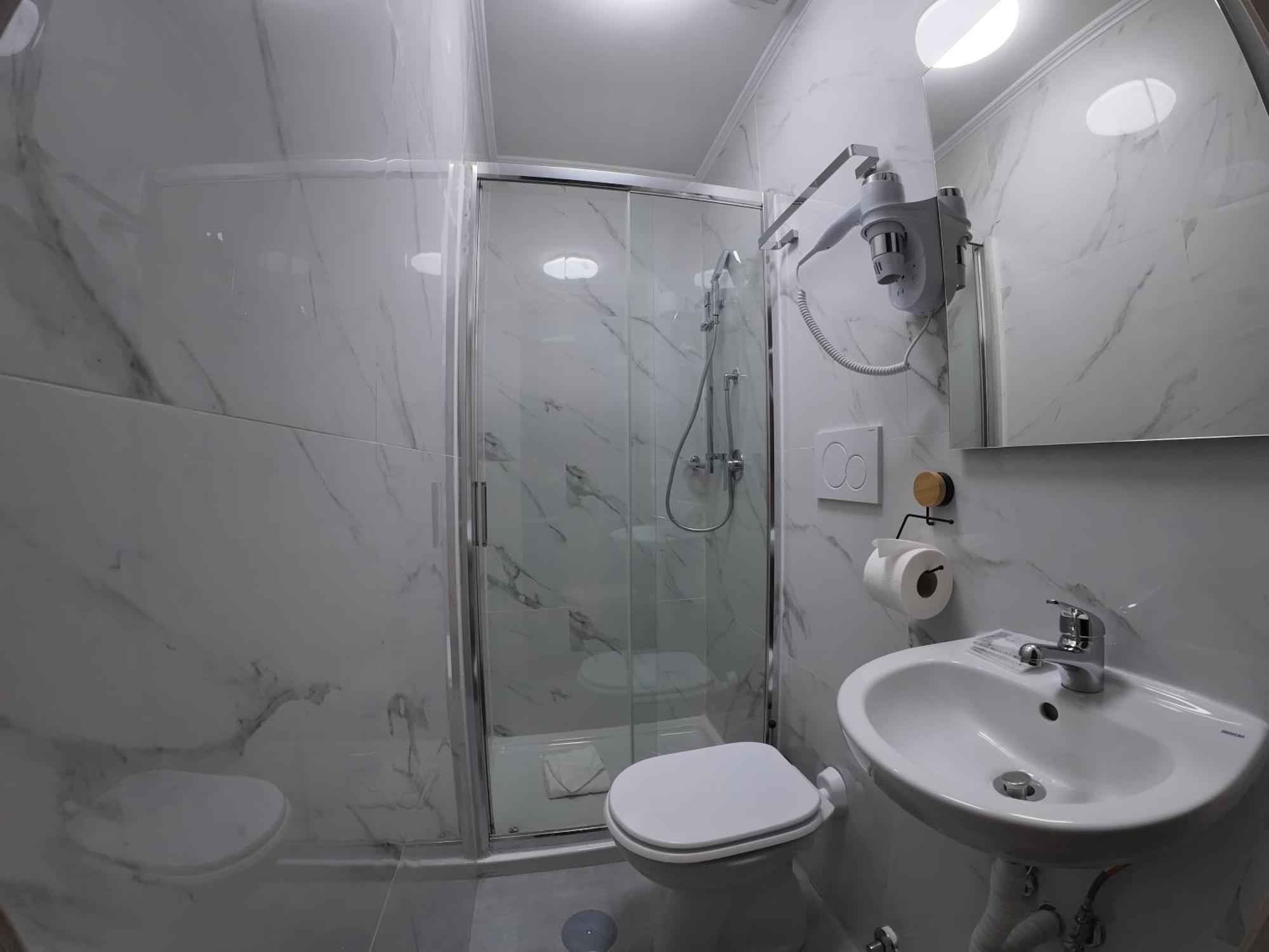 Kaydee Guesthouse Rome Luaran gambar